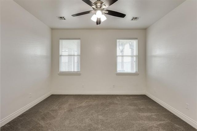 9204 Arman Drive, Yukon, OK 73099