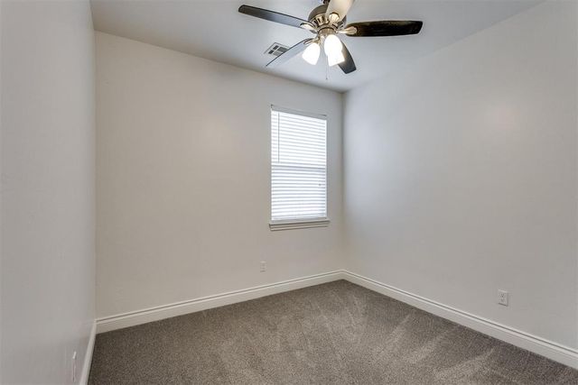 9204 Arman Drive, Yukon, OK 73099