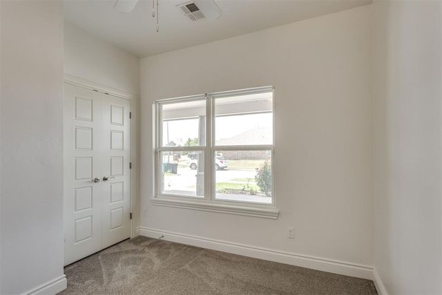 9204 Arman Drive, Yukon, OK 73099