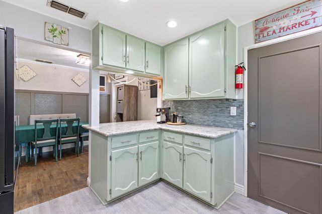 1217 Karen Way, Modesto, CA 95350