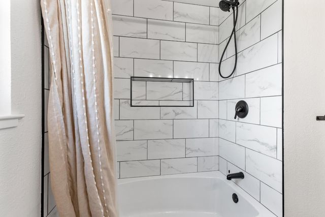 1217 Karen Way, Modesto, CA 95350