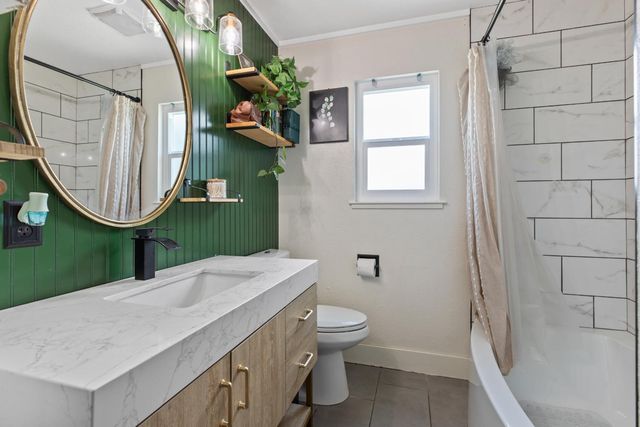 1217 Karen Way, Modesto, CA 95350