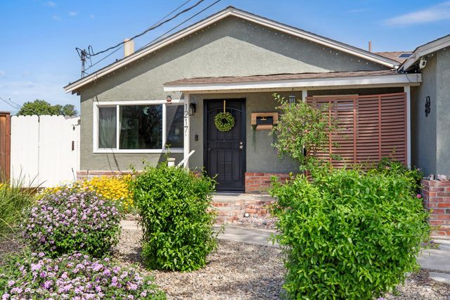 1217 Karen Way, Modesto, CA 95350