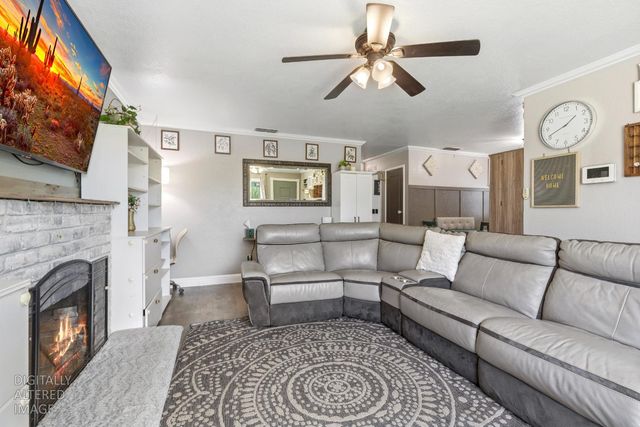 1217 Karen Way, Modesto, CA 95350