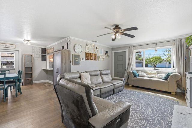 1217 Karen Way, Modesto, CA 95350