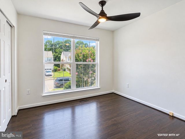 9207 CYNTHIA ST, Manassas Park, VA 20111