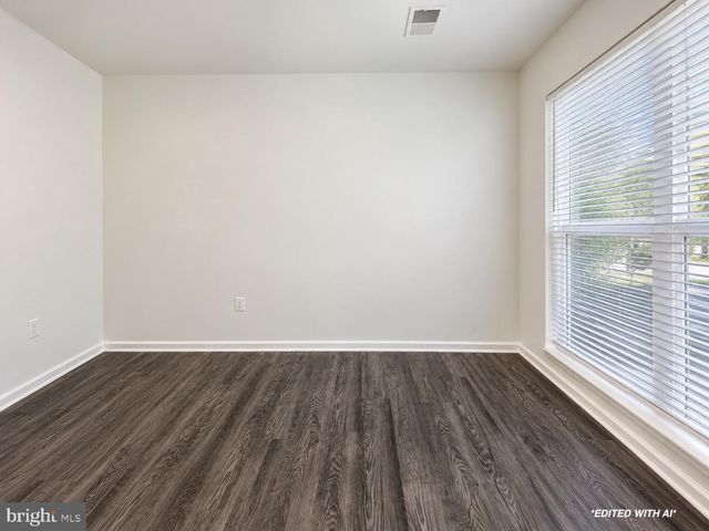 9207 CYNTHIA ST, Manassas Park, VA 20111