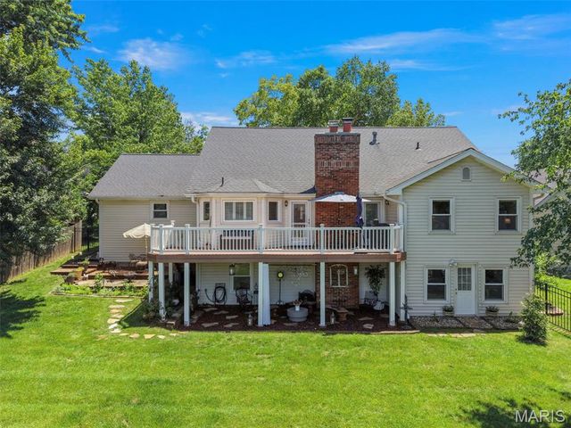 2953 Westborough Drive, St Charles, MO 63301
