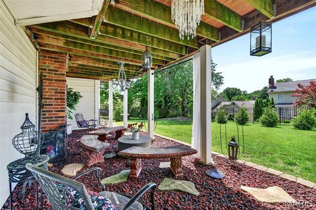 2953 Westborough Drive, St Charles, MO 63301