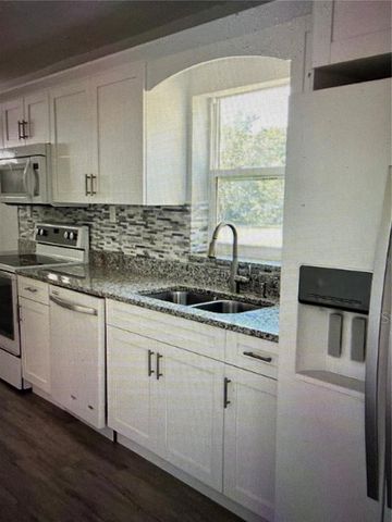 14061 SE 117TH PLACE, Ocklawaha, FL 32179