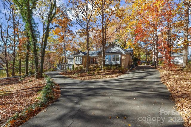 1620 Millbrook Lane, Fort Mill, SC 29708