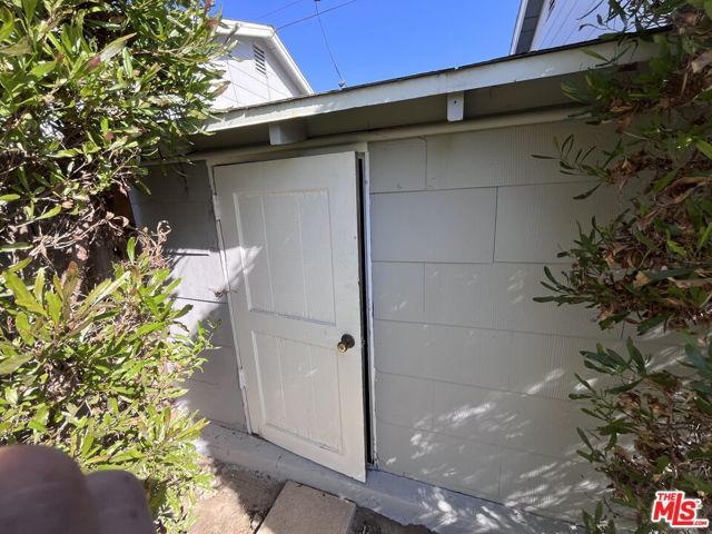 1947 Fullerton Avenue Front, Costa Mesa, CA 92627