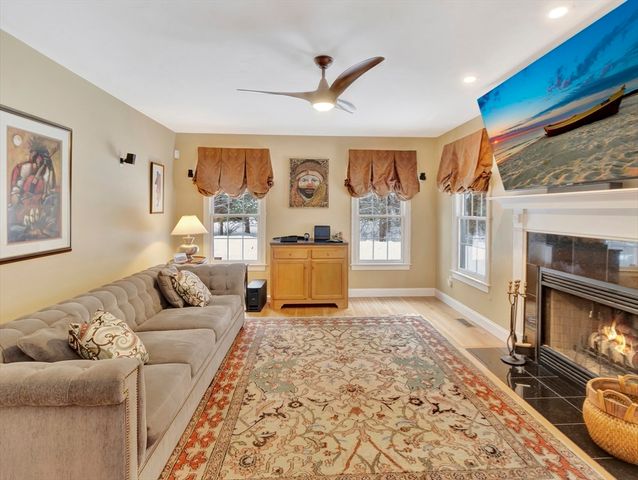 7 Tanglewood Drive, Easton, MA 02356