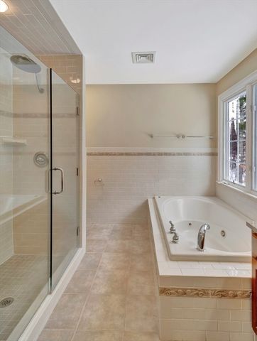 7 Tanglewood Drive, Easton, MA 02356