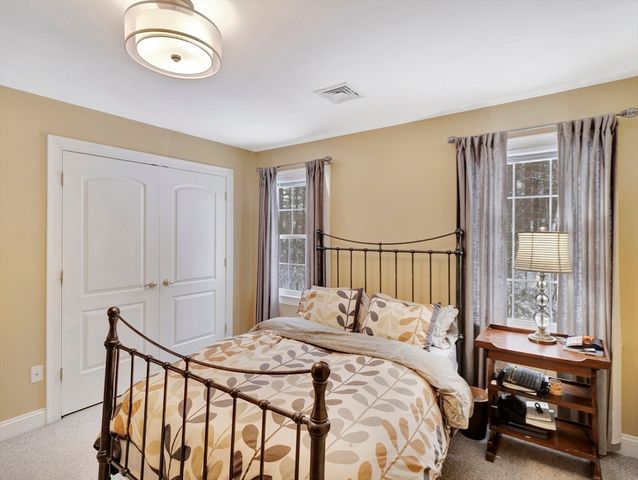 7 Tanglewood Drive, Easton, MA 02356