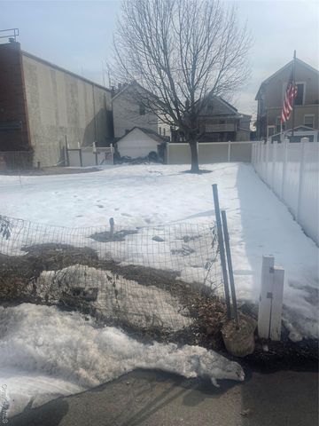 102-32 Rau Court, Howard Beach, NY 11414