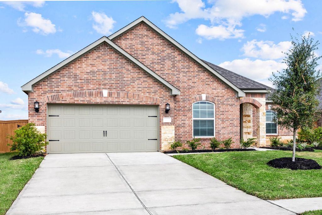 14009 Starboard Reach Drive, Texas City, TX 77510