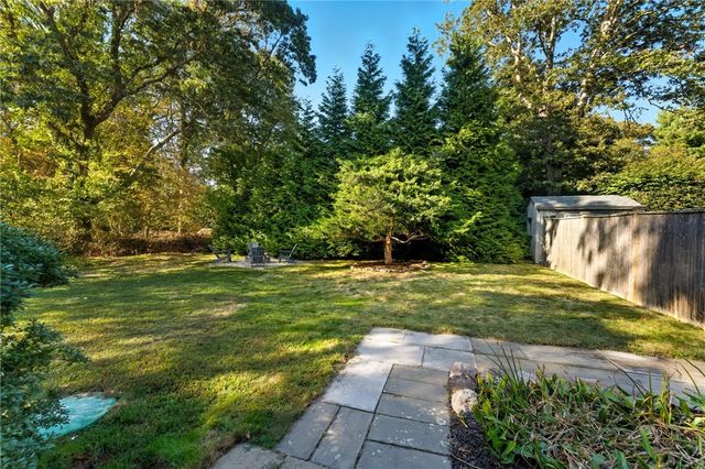 39 Secluded Drive, South Kingstown, RI 02879