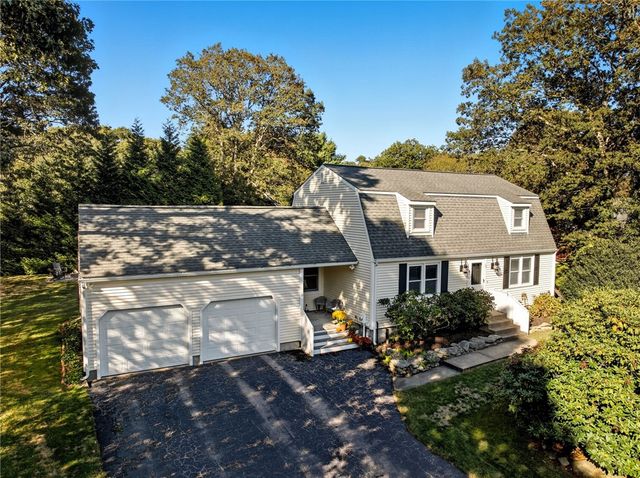 39 Secluded Drive, South Kingstown, RI 02879