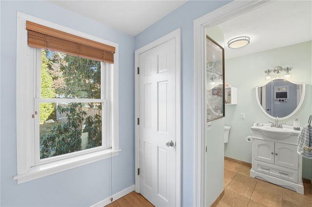 39 Secluded Drive, South Kingstown, RI 02879