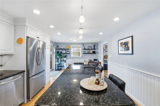 39 Secluded Drive, South Kingstown, RI 02879