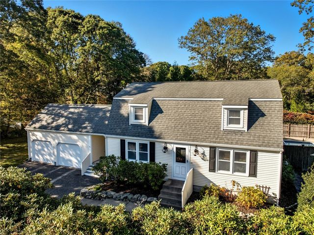 39 Secluded Drive, South Kingstown, RI 02879