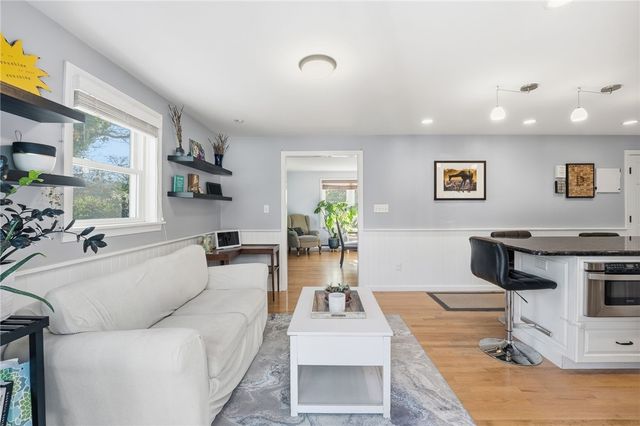 39 Secluded Drive, South Kingstown, RI 02879