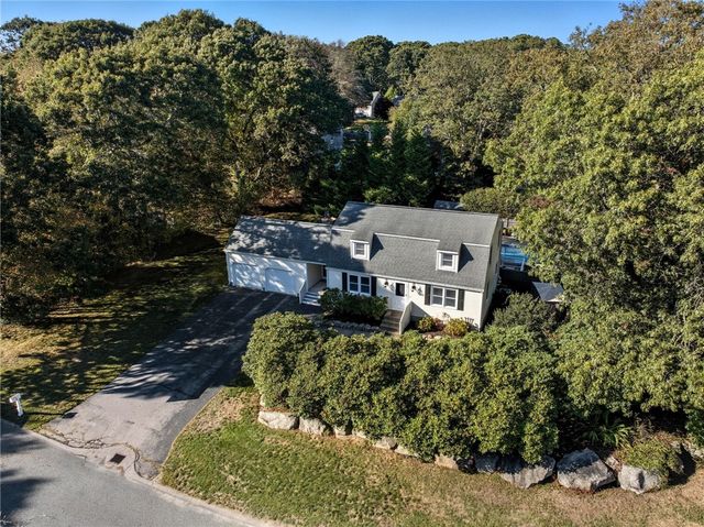 39 Secluded Drive, South Kingstown, RI 02879