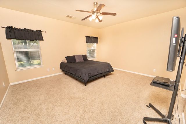 1961 Stagecoach Place, Tulare, CA 93274