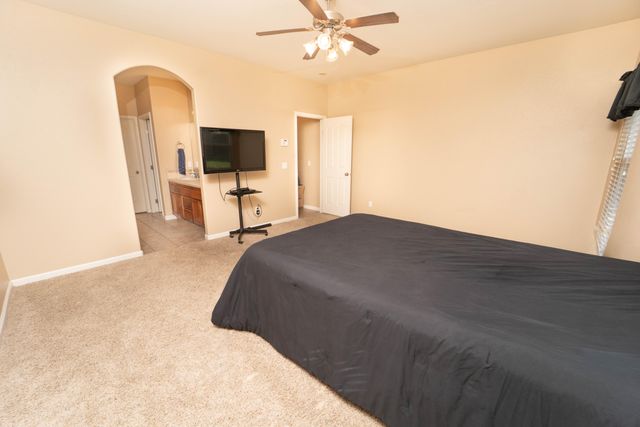 1961 Stagecoach Place, Tulare, CA 93274