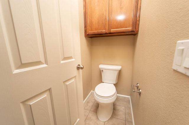 1961 Stagecoach Place, Tulare, CA 93274