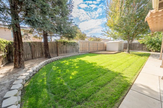 1961 Stagecoach Place, Tulare, CA 93274