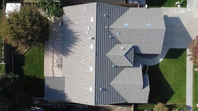 1961 Stagecoach Place, Tulare, CA 93274