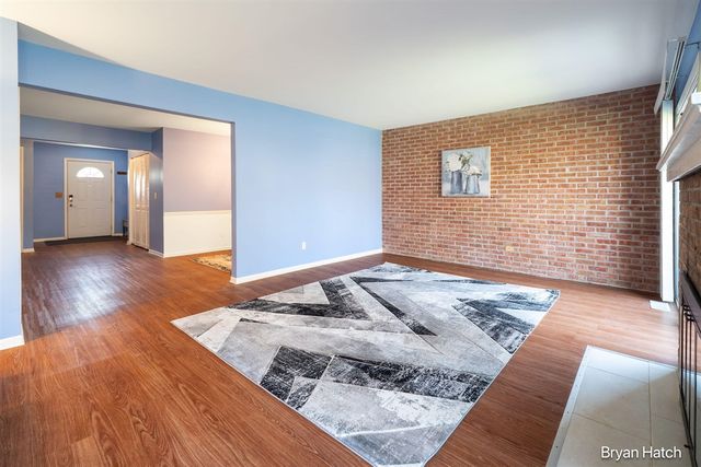 1457 N Saxony Drive 14, Grand Rapids, MI 49508