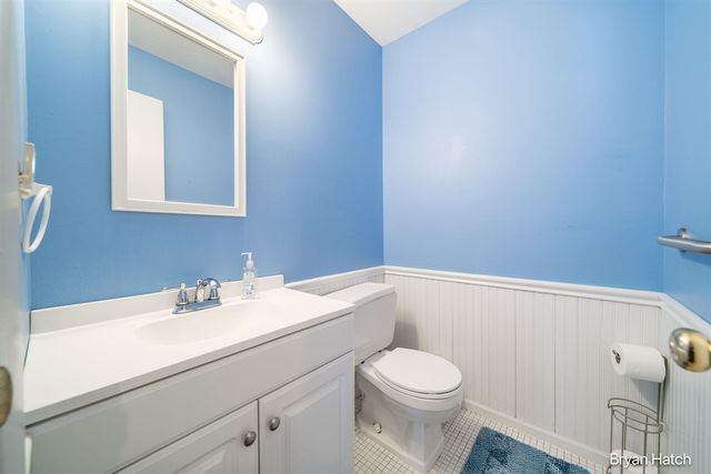1457 N Saxony Drive 14, Grand Rapids, MI 49508