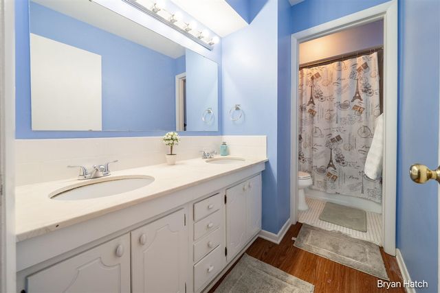 1457 N Saxony Drive 14, Grand Rapids, MI 49508