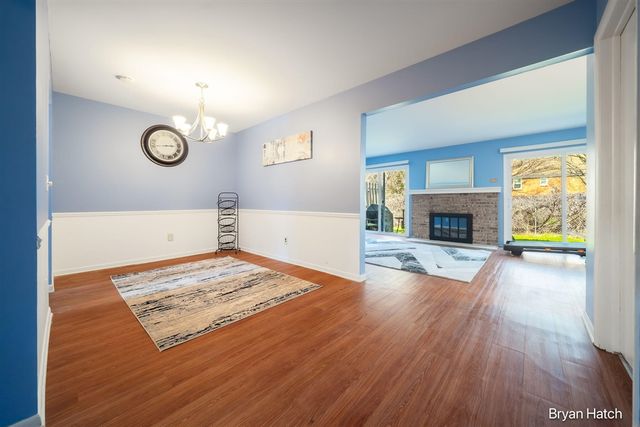 1457 N Saxony Drive 14, Grand Rapids, MI 49508