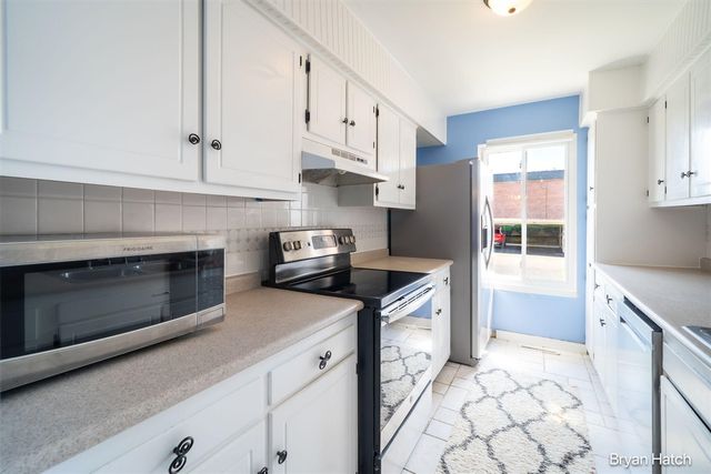 1457 N Saxony Drive 14, Grand Rapids, MI 49508