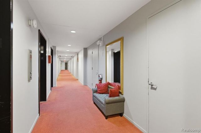 8200 E Jefferson Avenue 411, Detroit, MI 48214