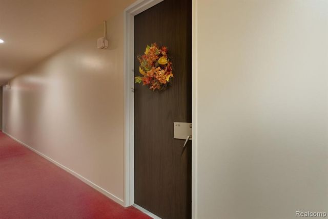 8200 E Jefferson Avenue 411, Detroit, MI 48214