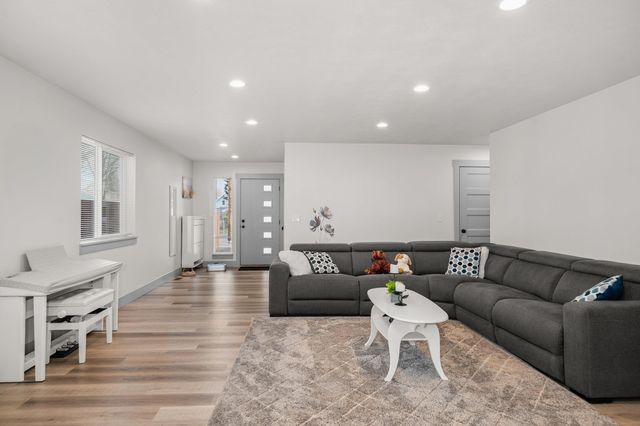 4911 N Martin St, Spokane, WA 99207