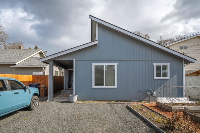 4911 N Martin St, Spokane, WA 99207