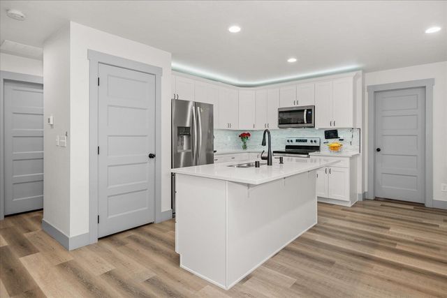 4911 N Martin St, Spokane, WA 99207