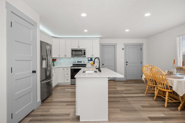 4911 N Martin St, Spokane, WA 99207