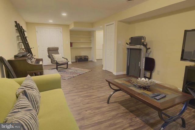 11014 TROY RD, Rockville, MD 20852