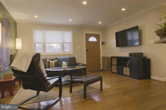 11014 TROY RD, Rockville, MD 20852