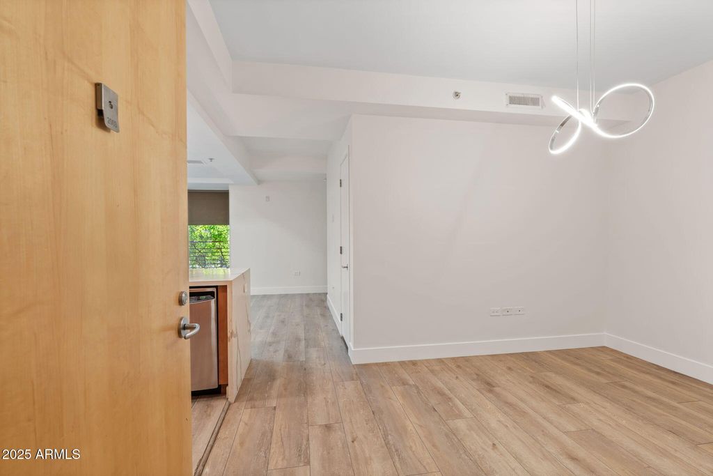 7127 E RANCHO VISTA Drive 2003, Scottsdale, AZ 85251