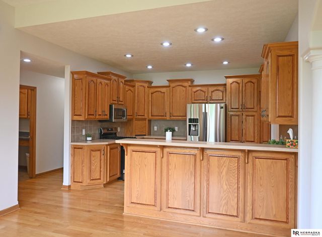 2005 Hedgeapple Circle, Plattsmouth, NE 68048