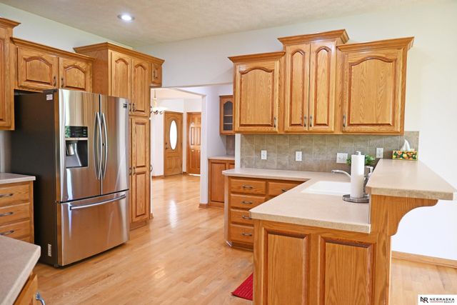 2005 Hedgeapple Circle, Plattsmouth, NE 68048