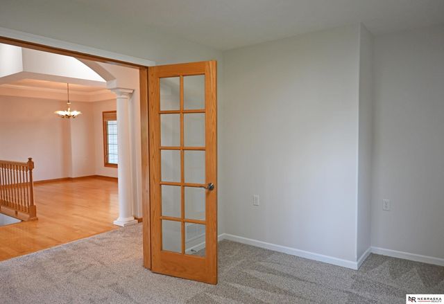 2005 Hedgeapple Circle, Plattsmouth, NE 68048